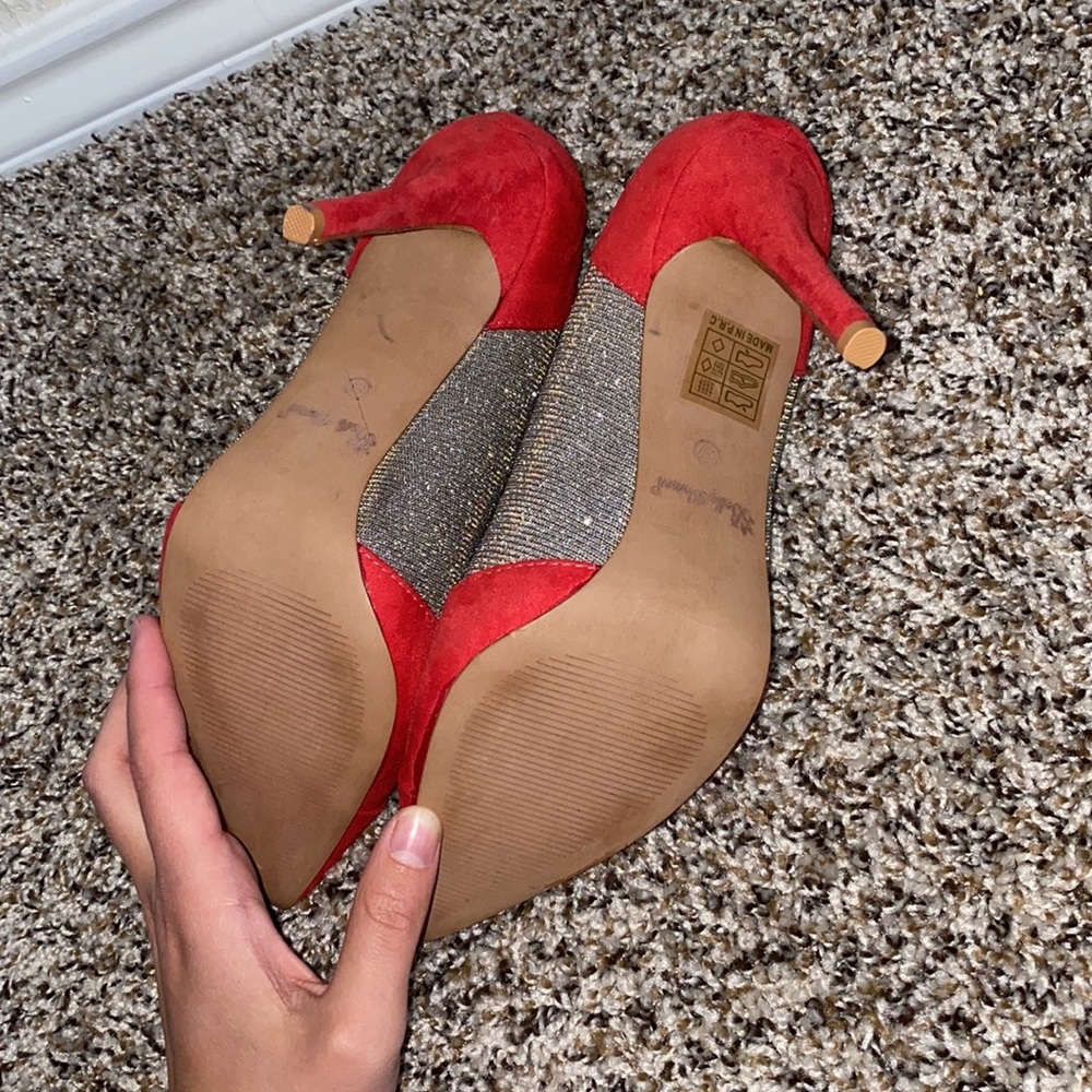 Heels - Picture 3 of 5